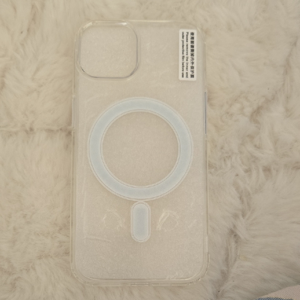 Transparent MagSafe-Compatible IPhone 13 Case